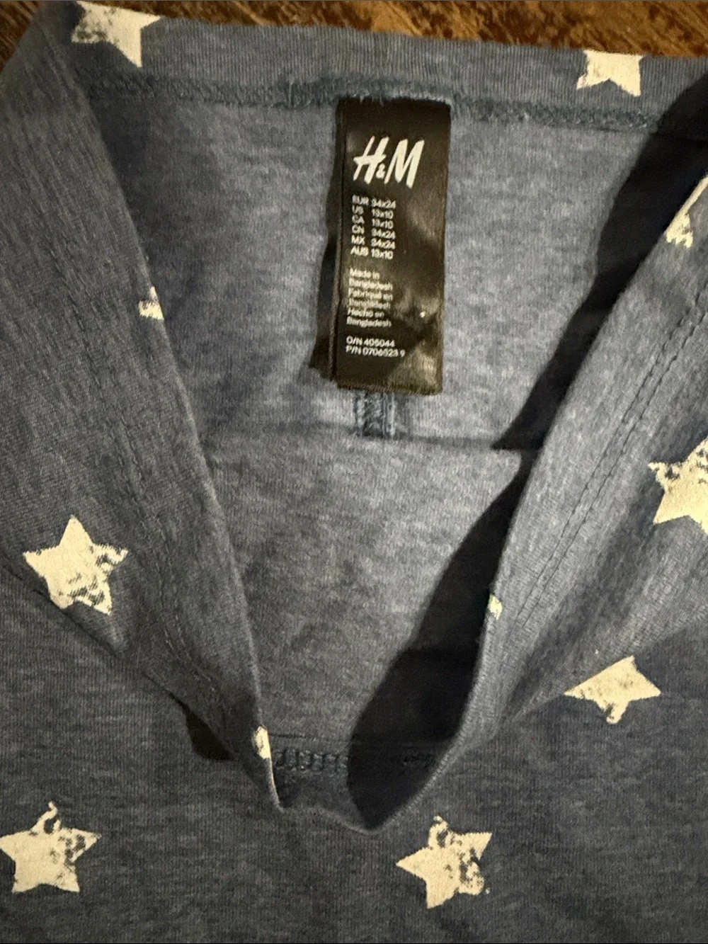 H&M Childs Neck Gator Scarf  Toddler / Small Child